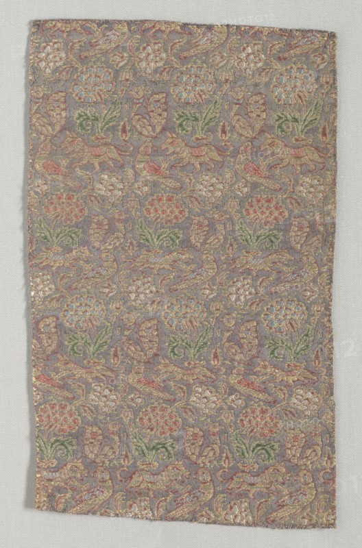 Fragment, 1700s. Iran, Kashan, 18th century. Lampas weave; overall: 25.5 x 15.6 cm (10 1/16 x 6 1/8 in.)