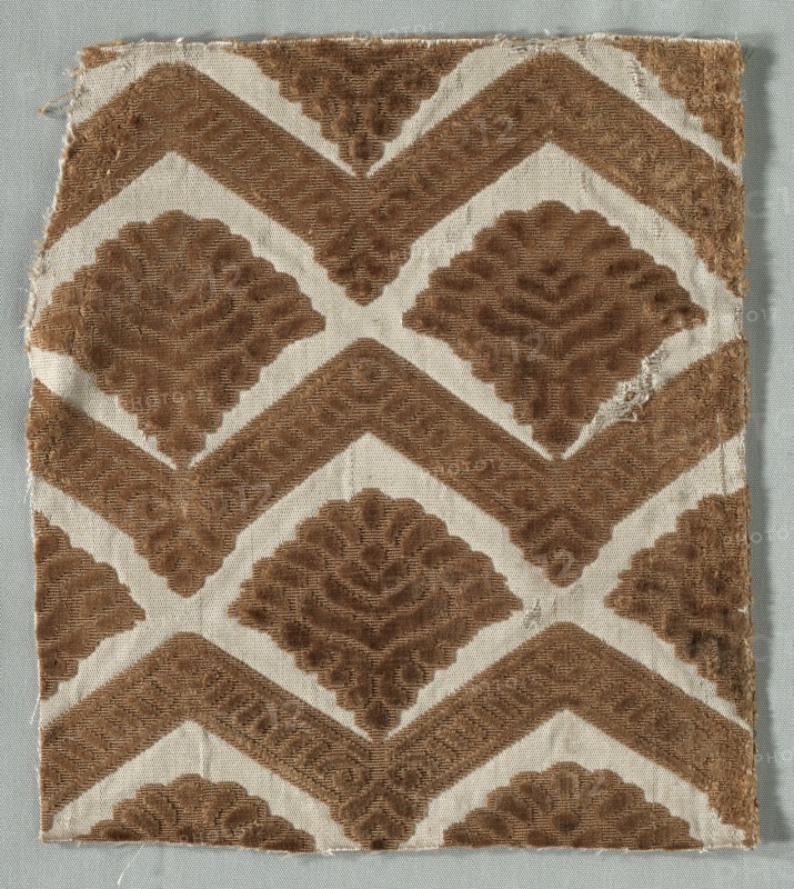 Velvet Fragment, 1600s. Italy, 17th century. Velvet (cut and uncut); silk; overall: 24 x 21.3 cm (9 7/16 x 8 3/8 in.).