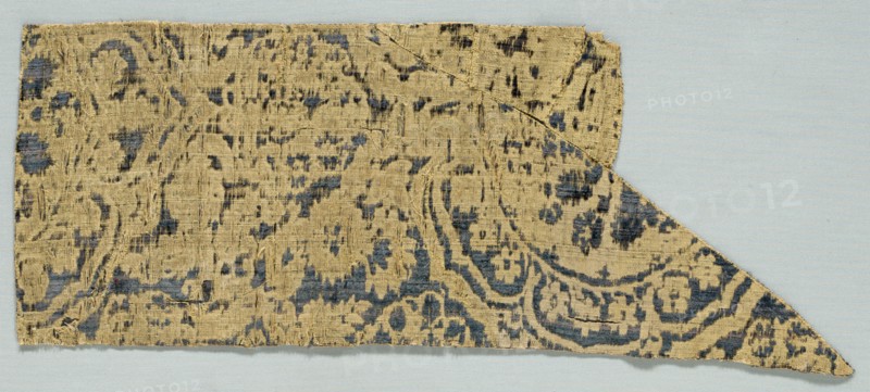 Velvet Fragment, 1400s. Italy, 15th century. Velvet (cut and uncut); silk; overall: 48.3 x 18.5 cm (19 x 7 5/16 in.).