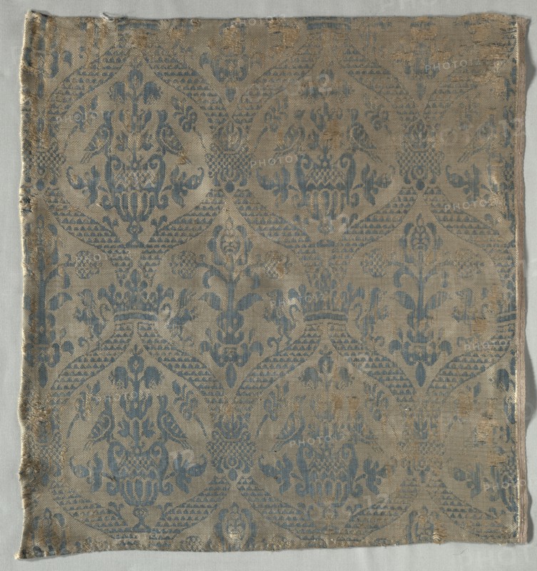 Damask Fragment, 1500s. Italy, 16th century. Damask; overall: 53.5 x 50 cm (21 1/16 x 19 11/16 in.)