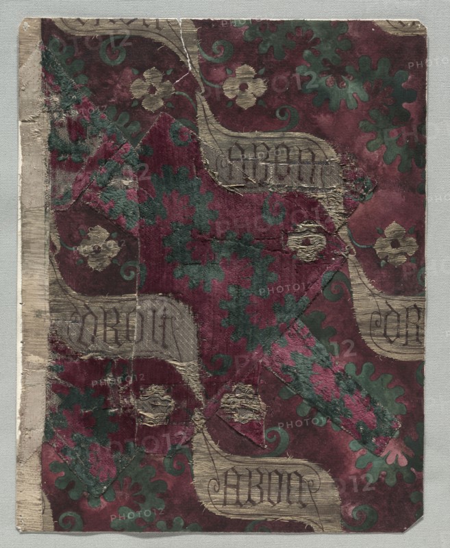Velvet Fragment, c. 1385-1402. Italy, Milan ?, late 14th-early 15th Century. Velvet (cut and brocaded); silk and metal; overall: 26.7 x 21 cm (10 1/2 x 8 1/4 in.).