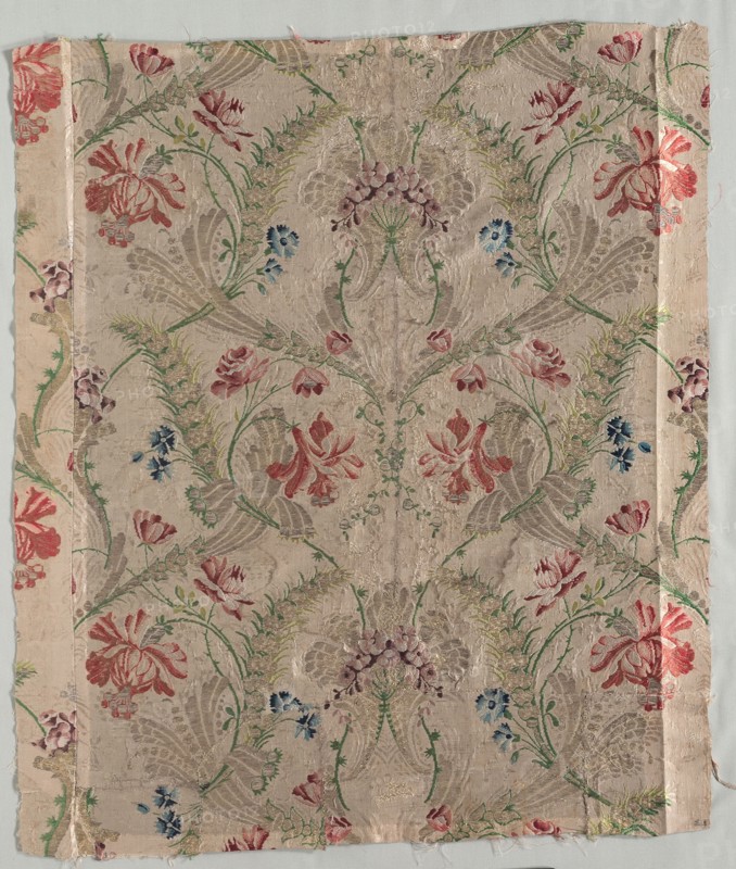Brocaded Silk, early 1700s. France, early 18th century, late Baroque. Plain compound cloth, brocaded; silk; overall: 66.5 x 56 cm (26 3/16 x 22 1/16 in.)