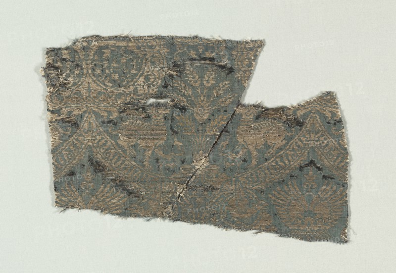 Silk with Dogs and Arabic Script in Swaying Bands, 1370-1400. Italy, last third of 14th century. Silk and silver thread; a combination of two weaves, 2/1 twill and 1/5 twill (lampas); overall: 22.2 x 30.5 cm (8 3/4 x 12 in.)