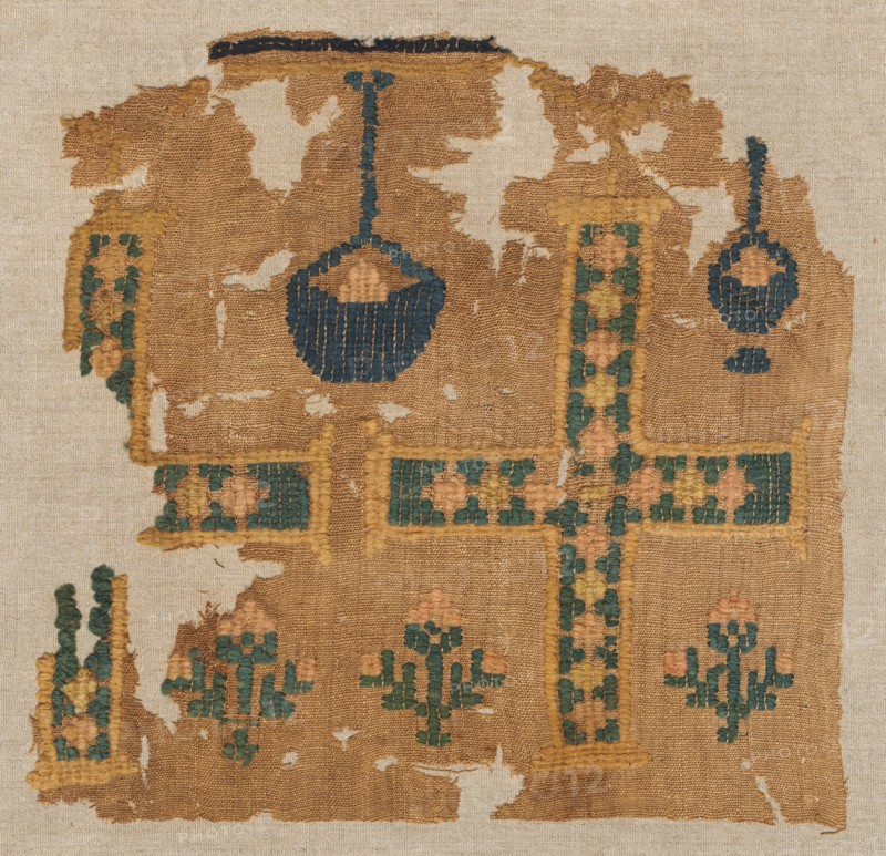 Fragment of a Large Hanging, 500s. Egypt, Byzantine period, 6th century. Brocaded tabby; linen and wool; overall: 28 x 28.6 cm (11 x 11 1/4 in.)