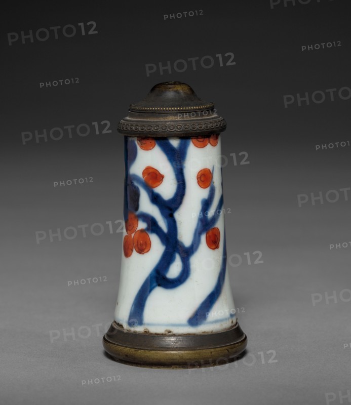Imari Ware (?) Container with Brass Mounts, c 1650- 1700. Japan, Arita kilns, Late 17th century. Imari ware (?) porcelain; brass mounts; overall: 8.9 cm (3 1/2 in.); diameter of base: 4.8 cm (1 7/8 in.).