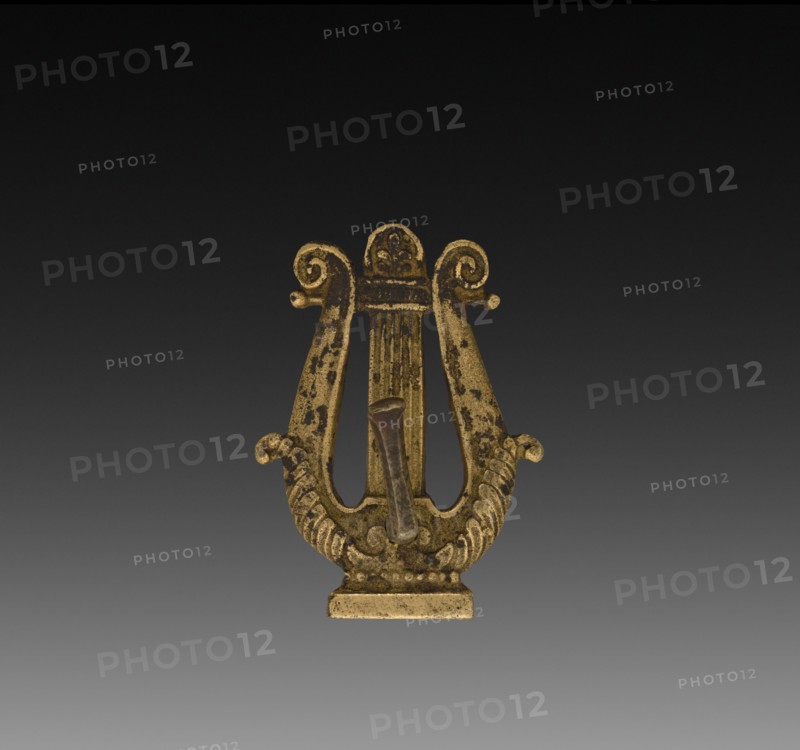 Ornamental Hook, early 19th century. France, early 19th century, Empire Style. Gilt bronze; overall: 4.2 x 2.9 cm (1 5/8 x 1 1/8 in.).