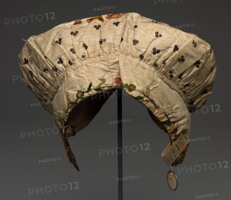 Headdress, 1700s. France, 18th century. Silk, metallic thread; overall: 24.1 x 31.8 cm (9 1/2 x 12 1/2 in.).