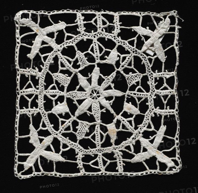 Needlepoint (Reticella) Lace Square, 16th-17th century. Italy, 16th-17th century. Lace, needlepoint: linen; average: 10.8 x 10.5 cm (4 1/4 x 4 1/8 in.).