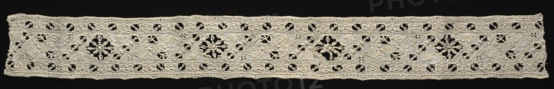 Needlepoint (Cutwork) Lace Insertion, late 16th-17th century. Italy, late 16th-17th century. Lace, needlepoint: linen; average: 6.7 x 56.6 cm (2 5/8 x 22 5/16 in.)