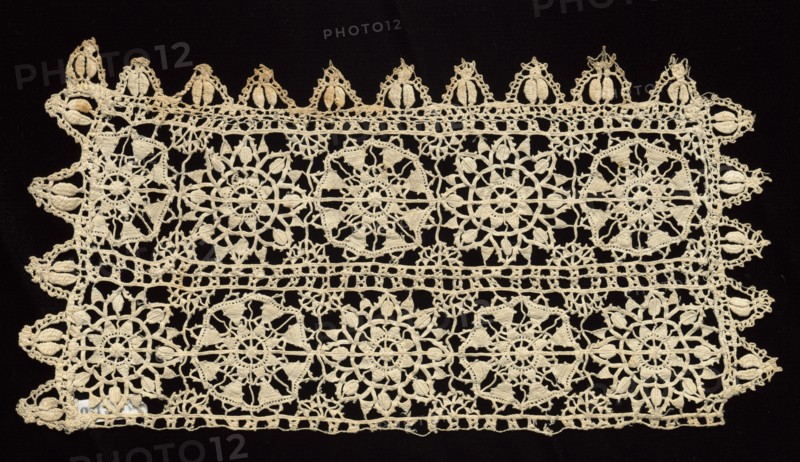 Lace Insertion, 1560-1600. Italy, Genoa, 16th century. Linen; lace, open cutwork (reticella) and bobbin; average: 13.4 x 24.8 cm (5 1/4 x 9 3/4 in.)