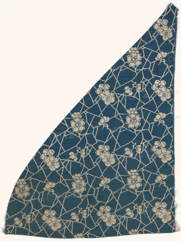 Fragment, 1800s. China, 19th century. Silk; overall: 23.5 x 42.6 cm (9 1/4 x 16 3/4 in.)