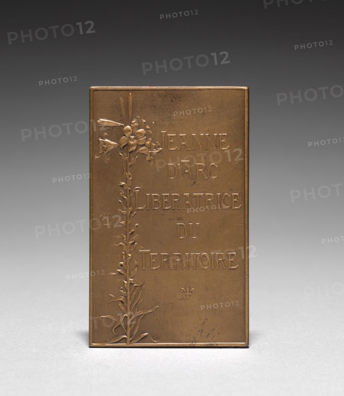 Medallion: Jeanne d'Arc (reverse). Daniel Dupuis (French, 1819-1899). Bronze; overall: 6.7 x 4.2 cm (2 5/8 x 1 5/8 in.).