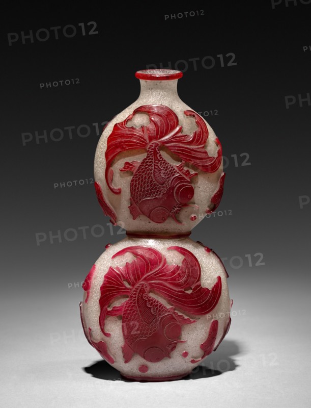 Gourd-Shaped Bottle, 1644-1912. China, Qing dynasty (1644-1911). Glass; overall: 17.8 cm (7 in.).