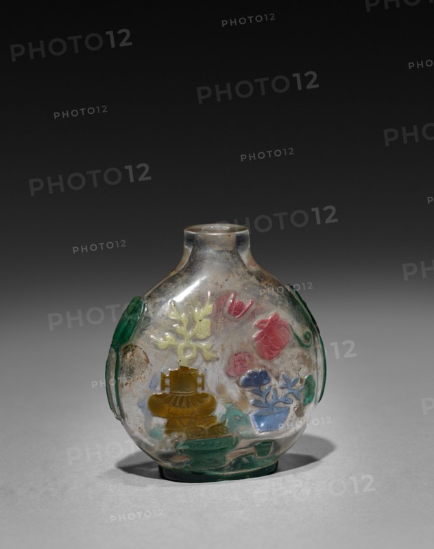 Snuff Bottle, 1644-1912. China, Qing dynasty (1644-1911). Glass; overall: 5.8 cm (2 5/16 in.).