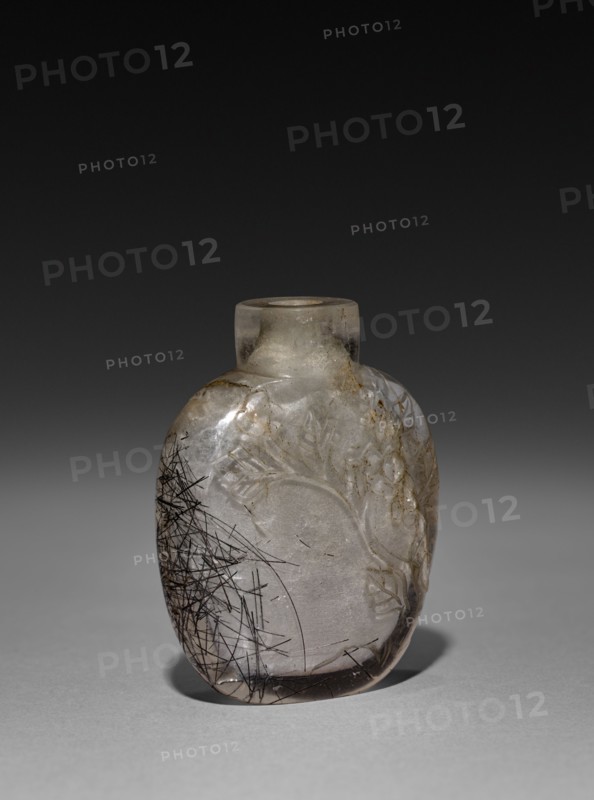 Snuff Bottle, 1644-1912. China, Qing dynasty (1644-1911). Glass; overall: 6.8 cm (2 11/16 in.).