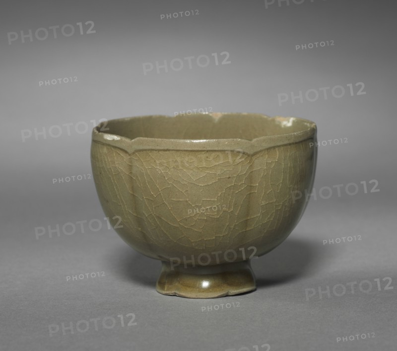 Floral-shaped Cup, 1100s. Korea, Goryeo period (918-1392). Pottery; diameter of base: 3.8 cm (1 1/2 in.); overall: 5.8 cm (2 5/16 in.).