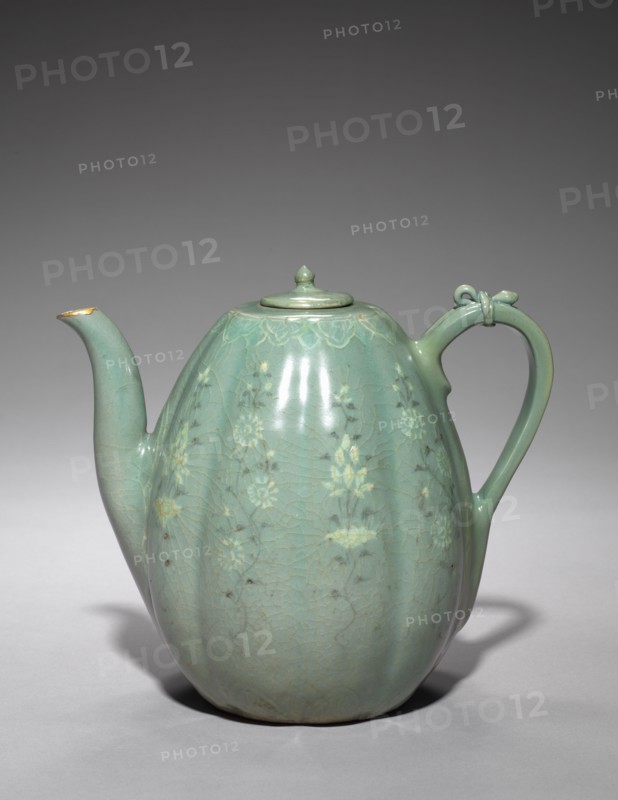 Melon-shaped Ewer with Incised Peony Design, 918-1392. Korea, Goryeo period (918-1392). Pottery; vessel only: 18.3 cm (7 3/16 in.).