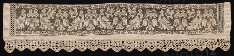 Border with Crowned and Double-Headed Birds, 18th-19th century. Russia, 18th-19th century. Needle lace, filet/lacis (knotted ground and darned in one direction) and bobbin lace edging; bleached linen (est.); overall: 35.6 x 154.3 cm (14 x 60 3/4 in.)