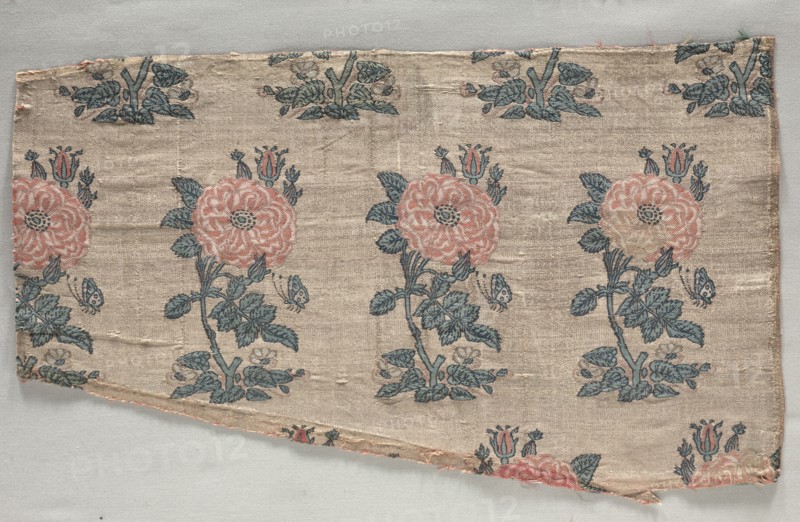 Sleeve with rose bushes and butterflies, early 1600s. Iran, reign of Shah Abbas. Compound tabby ground with diasper pattern, brocaded; silk; overall: 26 x 46.5 cm (10 1/4 x 18 5/16 in.)