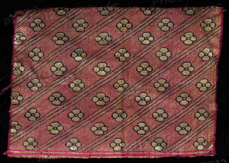 Fragment, 1800s. India, 19th century. Brocade, "kimkhwab"; silk and gold; overall: 15.9 x 10.8 cm (6 1/4 x 4 1/4 in.)
