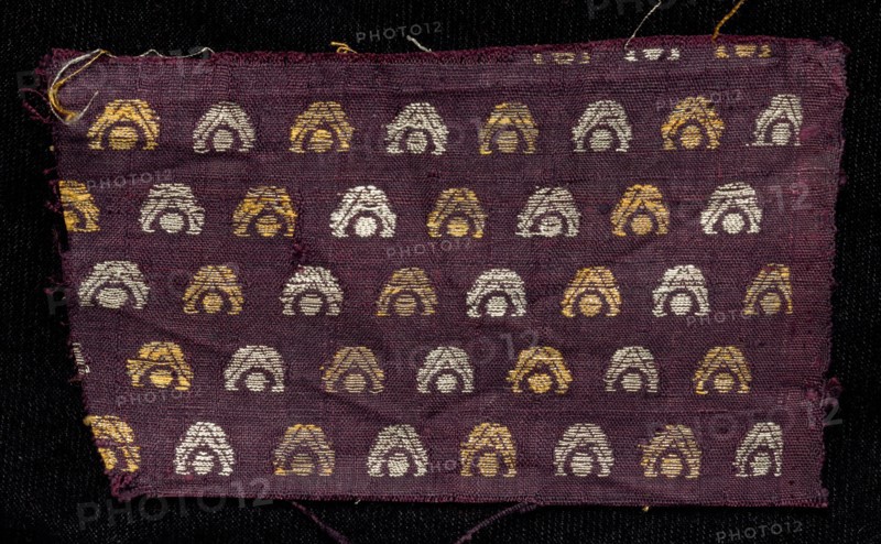 Fragment, 1800s. India, 19th century. Brocade; silk, gold and silver threads; overall: 6.4 x 10.8 cm (2 1/2 x 4 1/4 in.)