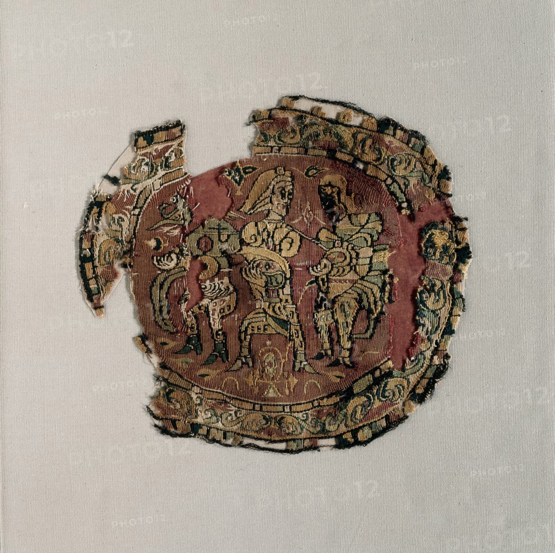 Three Figures from a Tunic, 750-800. Egypt, Abbasid period, late 8th century. Tapestry weave; undyed linen and dyed wool; overall: 18.2 x 20.4 cm (7 3/16 x 8 1/16 in.)