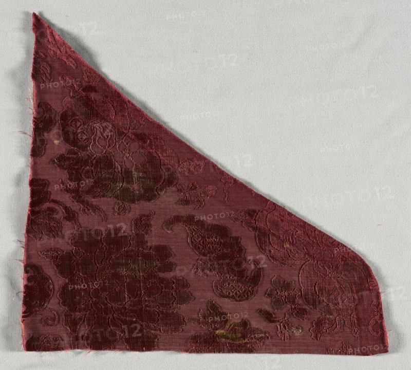 Silk Fragment, 1700s. China, 18th century. Velvet (cut and voided); overall: 34.3 x 31.8 cm (13 1/2 x 12 1/2 in.)