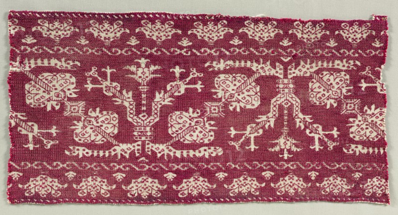 Embroidered Fragment of a Mattress or Curtain Trimming, 19th century. Morocco, Azemmur, 19th century. Embroidery: silk on linen tabby ground; average: 20.3 x 41.3 cm (8 x 16 1/4 in.).