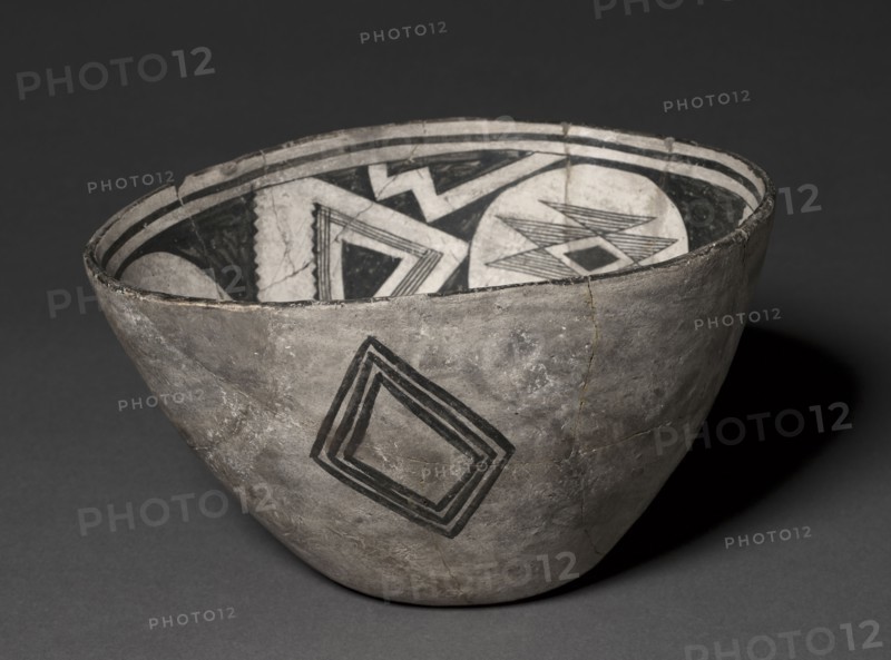 Bowl with Geometeric Design, Warped (Three-part Design), c 1000- 1150. Southwest,Mogollan, Mimbres, Pre-Contact Period, 11th-12th century. Ceramic; overall: 15.5 x 24 cm (6 1/8 x 9 7/16 in.).