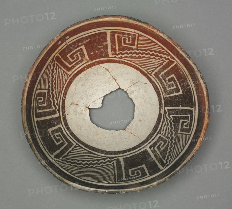 Bowl with Geometric Design (Four- part Stepped- Fret Design), c 1000-1150. Southwest, Mogollan, Mimbres, Pre-Contact Period, 11th-12th century. Ceramic; diameter: 11.4 x 25.4 cm (4 1/2 x 10 in.).
