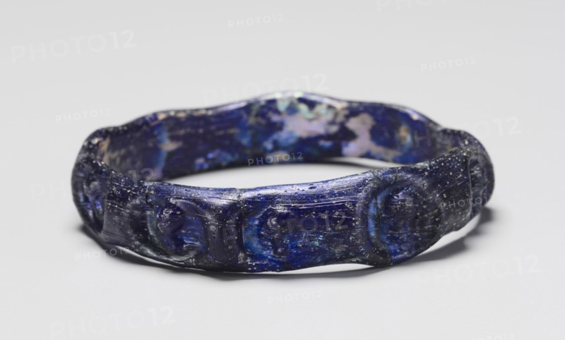 Bracelet, 350-500. Syria, Roman, late Roman period, mid 4th-5th Century. Glass; diameter: 7.6 cm (3 in.).