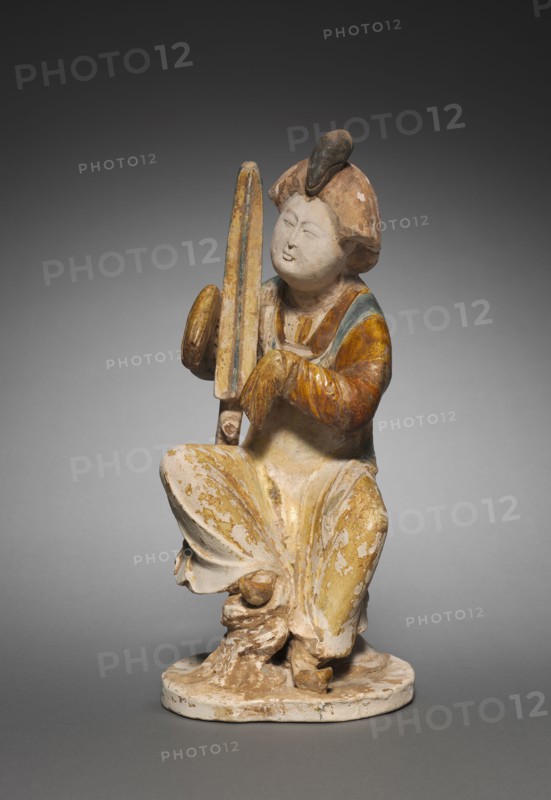 Harpist, mid 700s. North China, Tang dynasty (618-907). Glazed earthenware; overall: 32.1 cm (12 5/8 in.).