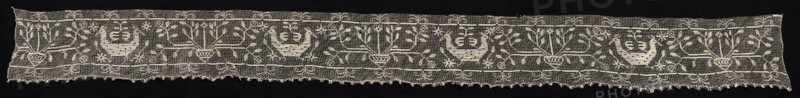 Border with Double-Headed Birds and Vases with Vines and Flowers, 19th century. Italy, Sardinia, 19th century. Needle lace, filet/lacis (knotted ground and darned in one direction); bleached linen (est.); overall: 23.8 x 244.2 cm (9 3/8 x 96 1/8 in.)