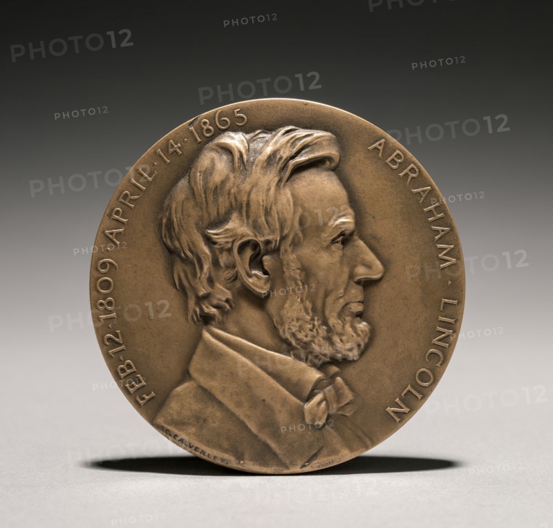 Abraham Lincoln Medal , 1900s. Charles Calverley (American, 1833-1914). Bronze; diameter: 6.9 cm (2 11/16 in.).