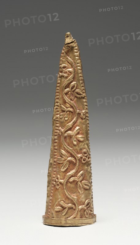 Jewelry, 1800s. Guinea Coast, Ghana, Asante, 19th century. Cast gold, hammered; overall: 8.7 cm (3 7/16 in.)