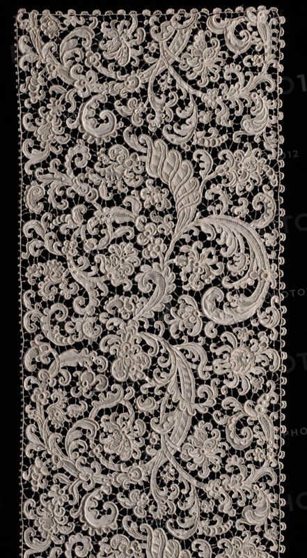Needlepoint (Venetian Raised Point) Lace Flounce, second half of 17th century. Italy, Venice, second half of 17th century. Lace, needlepoint: linen; average: 40.7 x 118.8 cm (16 x 46 3/4 in.).