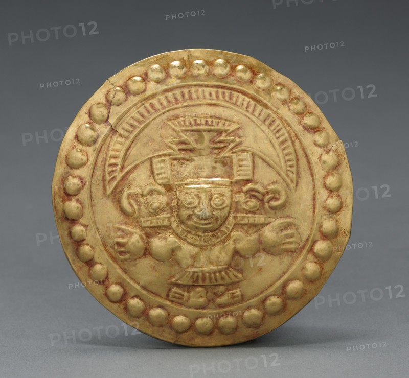 Ear Flare Frontal, Chimú style (900-1470). Peru, North Coast, Paramonga(?), Chimú style (900-1470). Hammered gold alloy; diameter: 8.5 cm (3 3/8 in.).