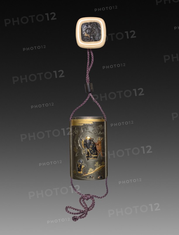 Inro, early 19th century. Japan, Edo Period (1615-1868). Lacquer; overall: 5.8 x 8 cm (2 5/16 x 3 1/8 in.).