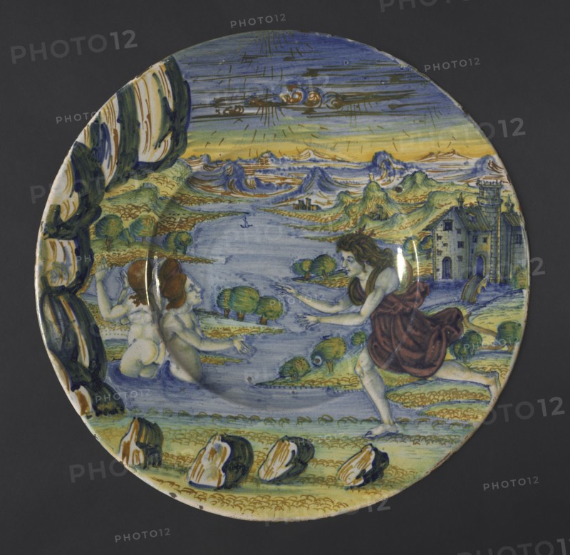 Plate: Diana and Acteon, 1522. Maestro Giorgio Andreoli (Italian, 1465-70-aft 1553). Tin-glazed earthenware with gold and red lustre (maiolica); diameter: 30.2 cm (11 7/8 in.).