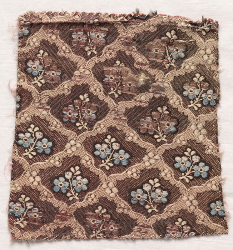 Textile Fragment, 1774-1793. France, 18th century, Period of Louis XVI (1774-1793). Droguets Lisèrés; silk; overall: 12.4 x 13.3 cm (4 7/8 x 5 1/4 in.)