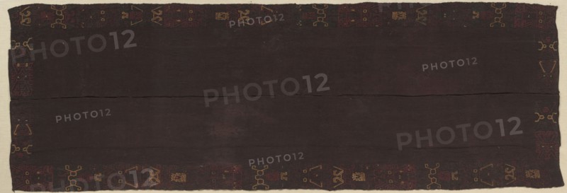 Mantle, c. 600-400 B.C.. Peru, South Coast, Paracas, c. 600-400 BC. Embroidery on wool ground; average: 137.2 x 195.6 cm (54 x 77 in.)