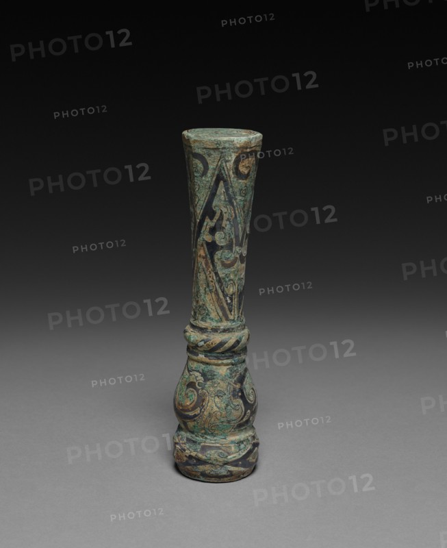 Shaft Mounting, 5th - 3rd century B. C.. China, Eastern Zhou dynasty (771-256 BC), Warring States period (475-221 BC). Bronze inlaid with gold and silver; overall: 14 cm (5 1/2 in.).