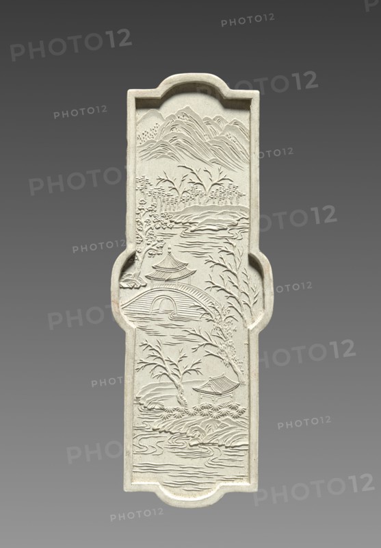 Ink Cake, 1736-95. China, Qing Dynasty (1644-1911), Qianlong reign (1736-95). Ink cake; overall: 9.4 x 3.6 cm (3 11/16 x 1 7/16 in.).