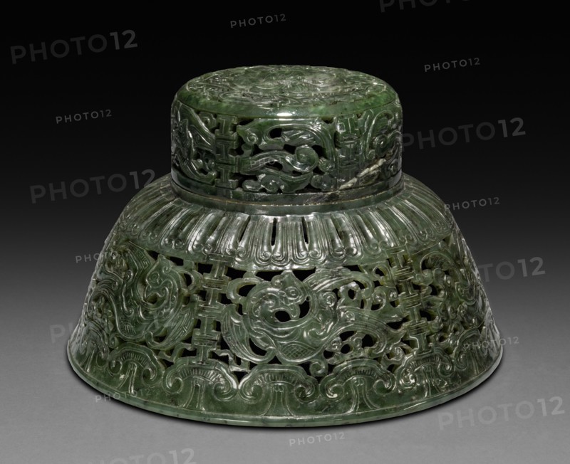 Koro, 1736-1795. China, Qing dynasty (1644-1912), Qianlong reign (1735-1795). Jade; overall: 17.6 cm (6 15/16 in.).