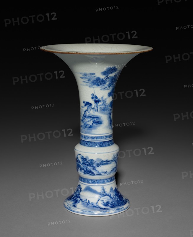 Bottle Vase, 1723-1735. China, Jiangxi province, Jingdezhen kilns, Qing dynasty (1644-1912), Yongzheng reign (1722-1735). Porcelain with underglaze blue decoration; overall: 23.6 cm (9 5/16 in.).