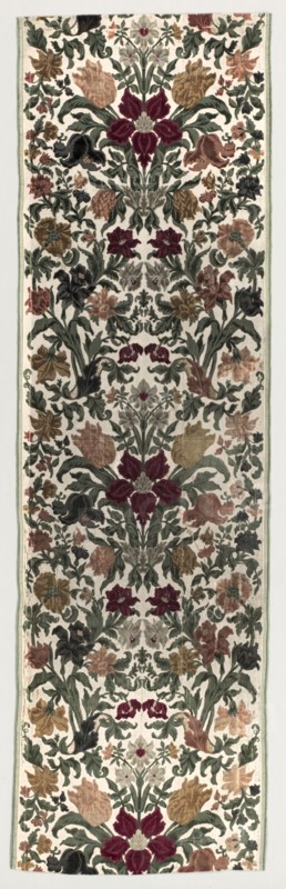 Length of Floral Velvet, 1600s. Italy, Genoa, 17th century. Velvet (cut, uncut, voided); silk ; overall: 200.9 x 59.5 cm (79 1/8 x 23 7/16 in.)