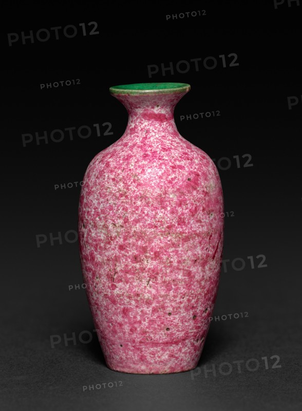 Miniature Vase, 1736-1795. China, Qing dynasty (1644-1912), Qianlong reign (1735-1795). Porcelain; overall: 7 cm (2 3/4 in.).
