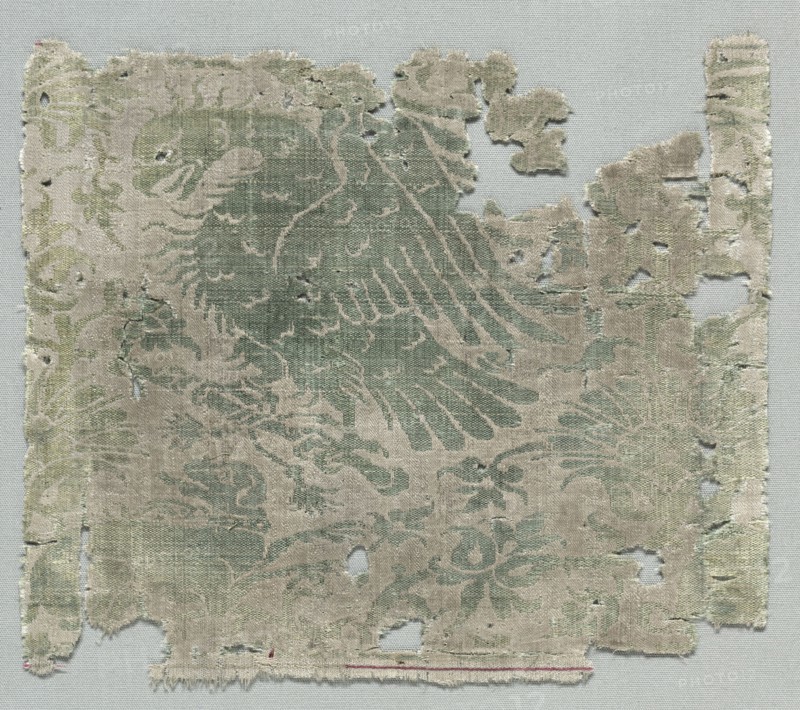 Silk Fragment, 1360-1399. Italy, last third of the 14th century. Lampas weave, silk; average: 20.3 x 22.9 cm (8 x 9 in.)