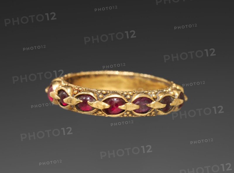 Ring, 1800s. Cambodia, 19th century. Gold with rubies; diameter: 2.6 cm (1 in.).