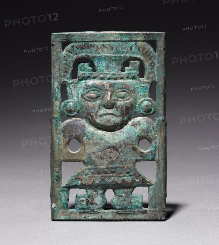 Plaque, 1300s-1400s. Peru, North Coast, late Chimu Culture, 14th-15th century. Bronze; overall: 15.3 x 9.4 cm (6 x 3 11/16 in.).